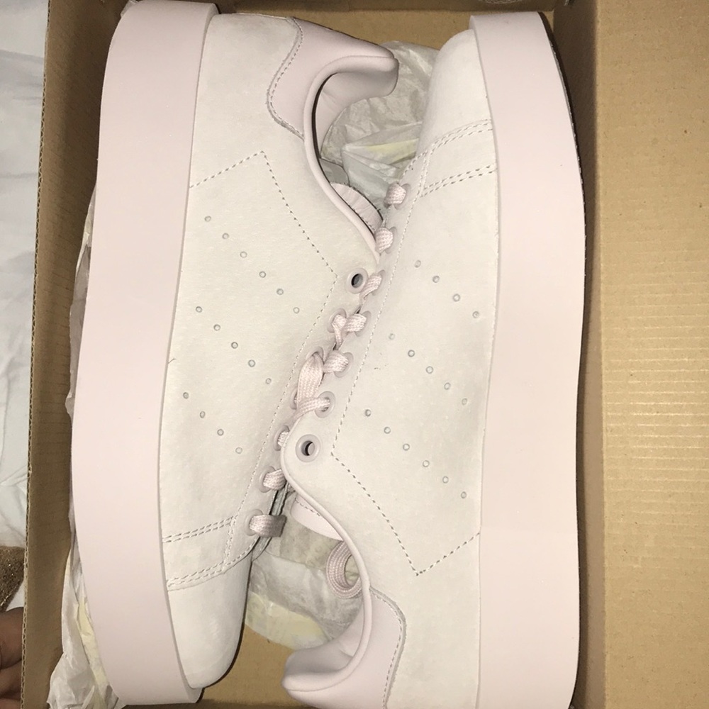 Adidas Bold orchid tint sneakers